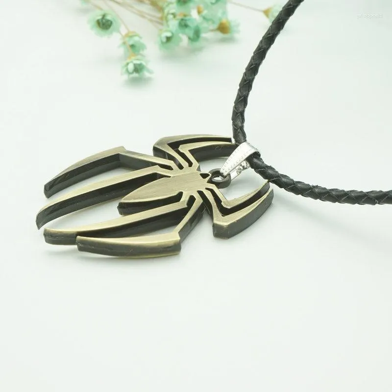 Pendant Necklaces Leaher Rope Chain Men Necklace Antique Brass Spider Zinc Alloy For Fashion Jewelry