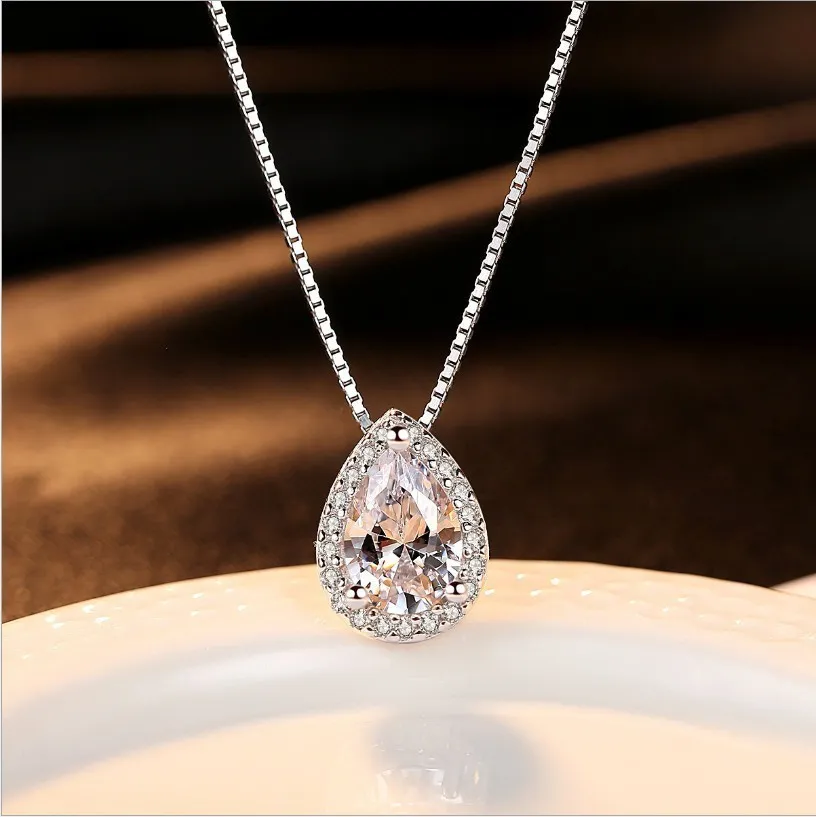 Collares pendientes Gota de agua 3ct Lab Diamond Pendant Real 925 Sterling Silver Party Boda Colgantes Collar de cadena para mujeres Nupcial Charm Jewelry 230710