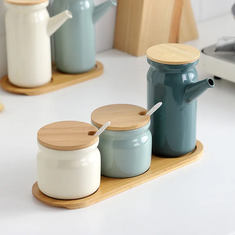 Storage Bottles Jars Ceramic Seasoning Jar with Wood Lid Salt Shaker Kitchen Supplies White Seasoning Jar Spoon Set Sugar Box 230710