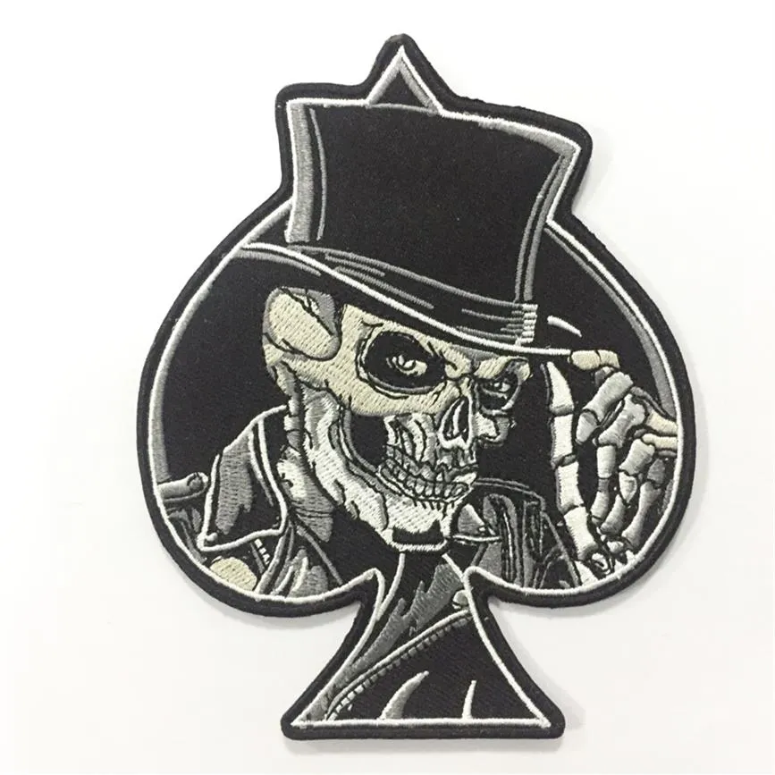 Kvalitetsspadar Topp hatt Skalle Broderad Iron On Patch Motorcykel Biker Club MC Frontjacka Väst Patch Detaljerad broderi S277G