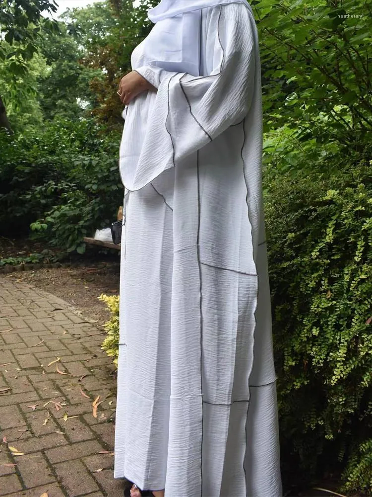 Etniska kläder 3-delad Abaya Set Islamisk kronbladsärm Muslimsk kvinna Kimono Lång klänning Omlott Tie Kjol Dubai Saudi Modest Matchande Outfit