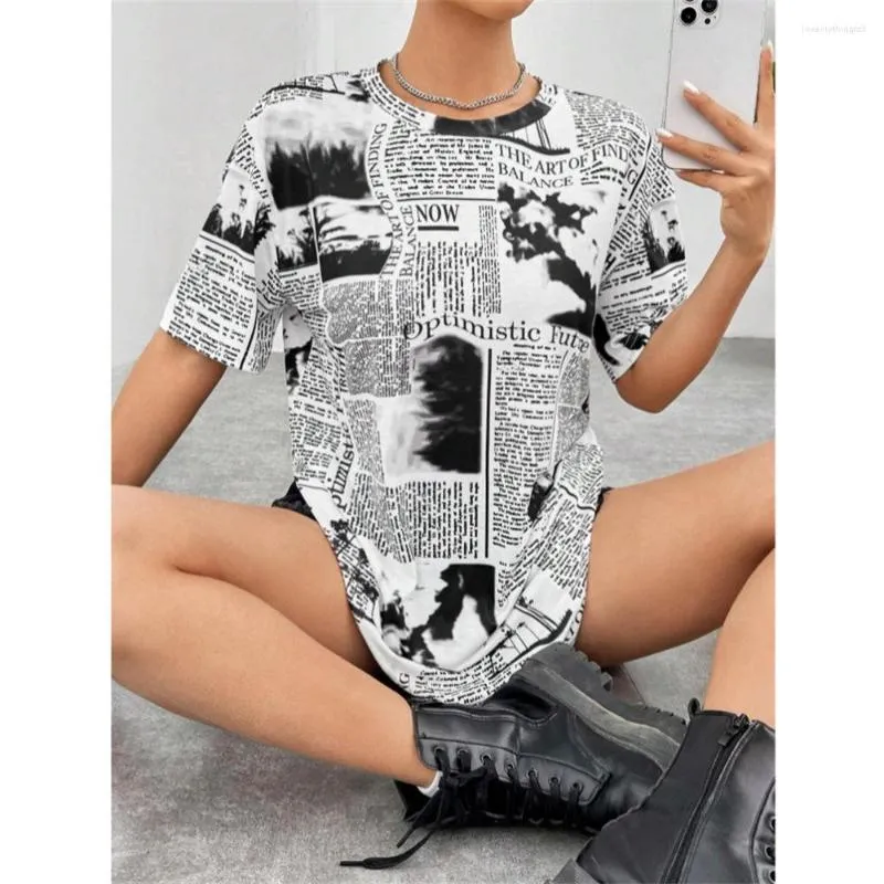 T-shirty damskie Moda damska T-shirt Spaper Nadruk postaci Okrągły dekolt Krótkie rękawy Wygodny top Kreatywne projektowanie Odzież Dla pań Topy Mujer
