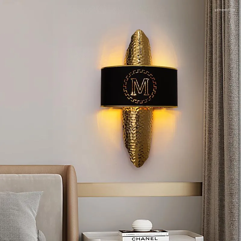 Vägglampa American Luxury Led Modern Guld Järn Sovrum Sängbord Kreativ Korridor Vardagsrum Bakgrund