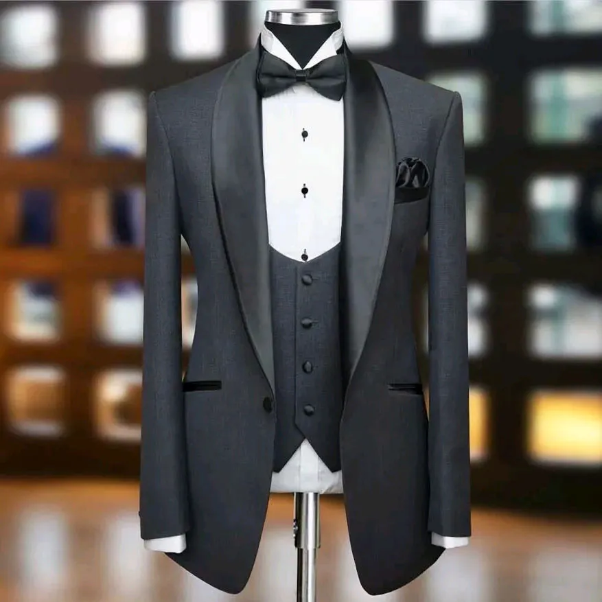 Fashion Slim Fit Men Tuxedos Black Shawl Lapel Groom Tuxedos Wedding Blazer Business Event Party Wear