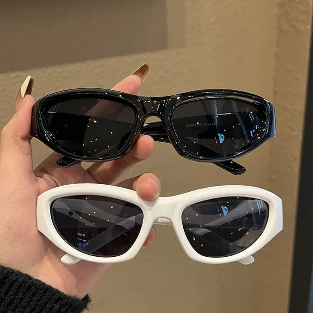 Fashion Bold Y2K Sunglasses Women Star Decorate Sport Sun