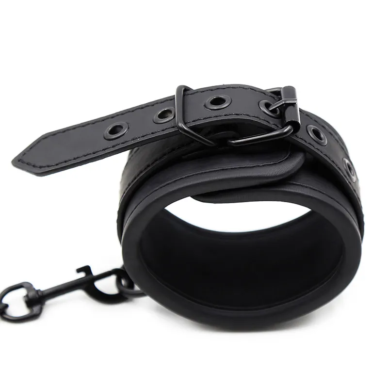 Fetish Sexy BDSM and Ankle Cuff Black Leather Handcuff Sex Toy for Couple Game Metal Bondage_voghion.com
