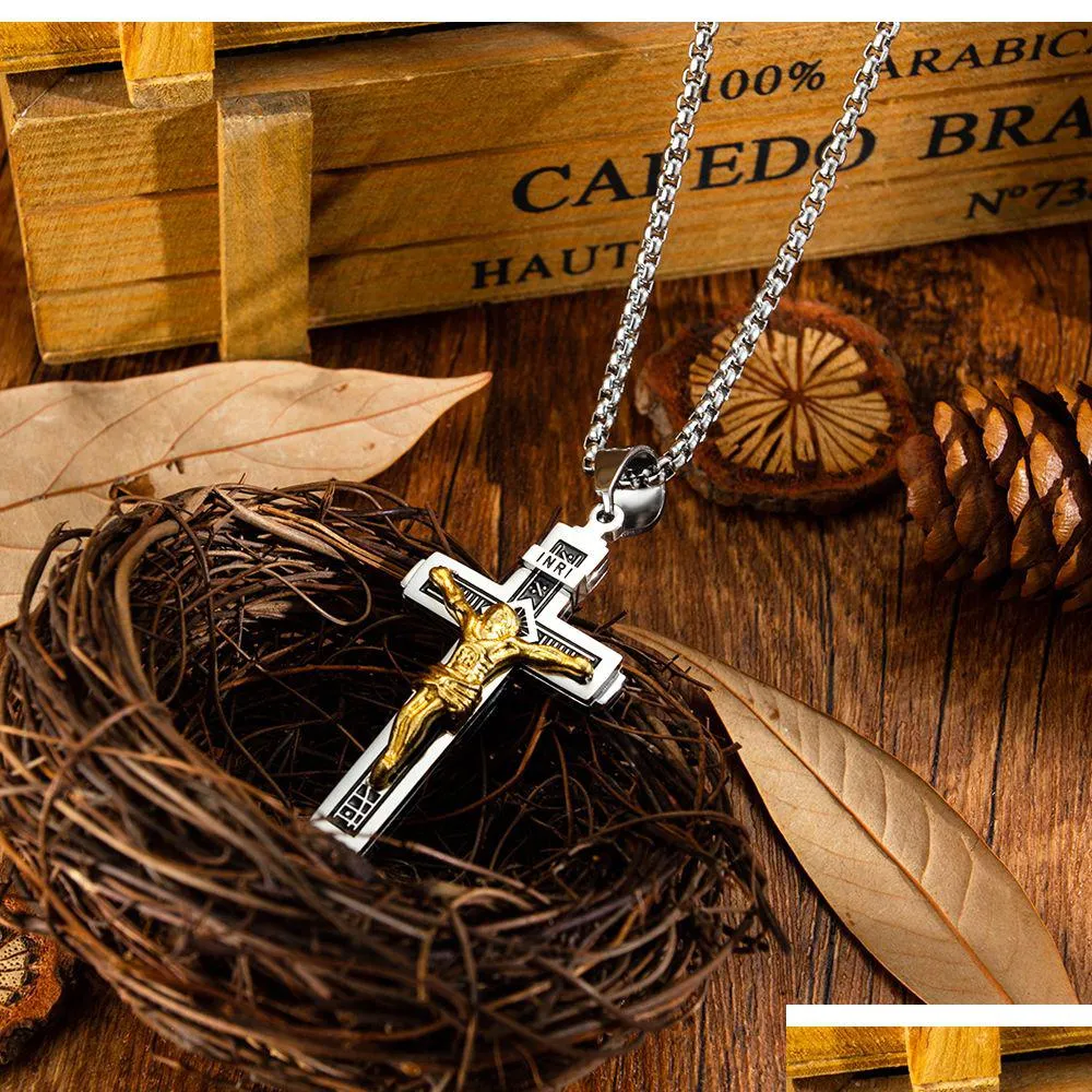 Pendentif Colliers Jésus Croix Collier Or / Noir Pistolet Plaqué En Acier Inoxydable De Mode Bijoux Religieux Pour Femmes Hommes Drop Delivery Pe Dhguv