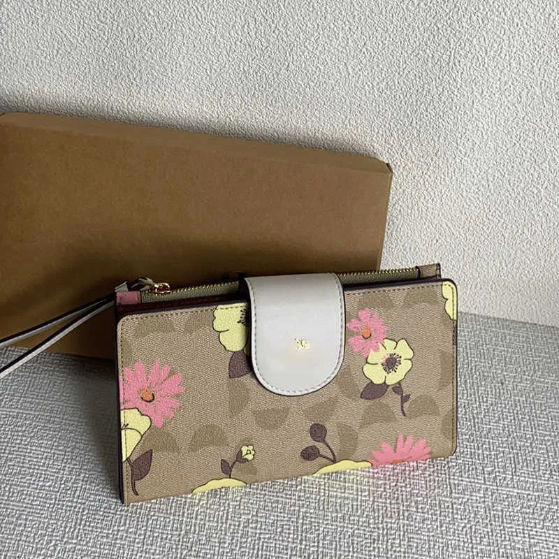 Luxury wristlet wallet sale