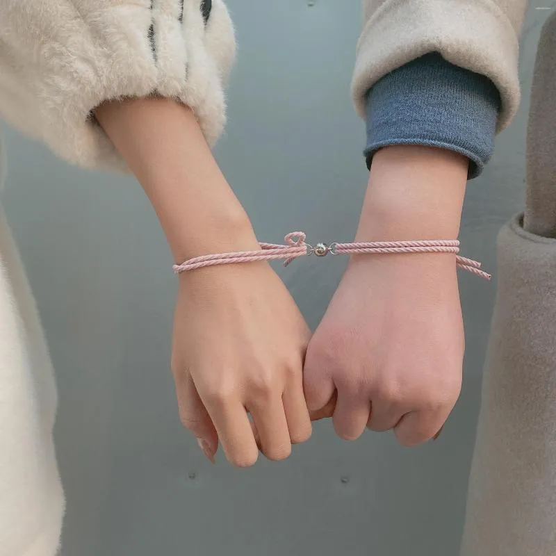 Charm Armbänder 2 teile/satz Handgemachte gewebte schwarze Seilarmband Frauen Fadenabstand Magnetische Freundschaft Paar Schmuck_voghion.com