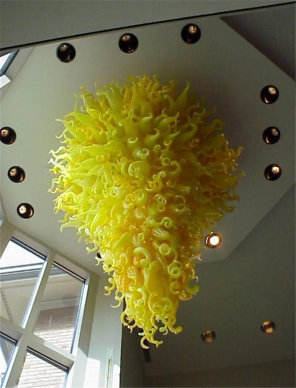 Nordisk lyx ljuskrona matsal modern lava gul murano glas interiör dekoration stor hängande lampa