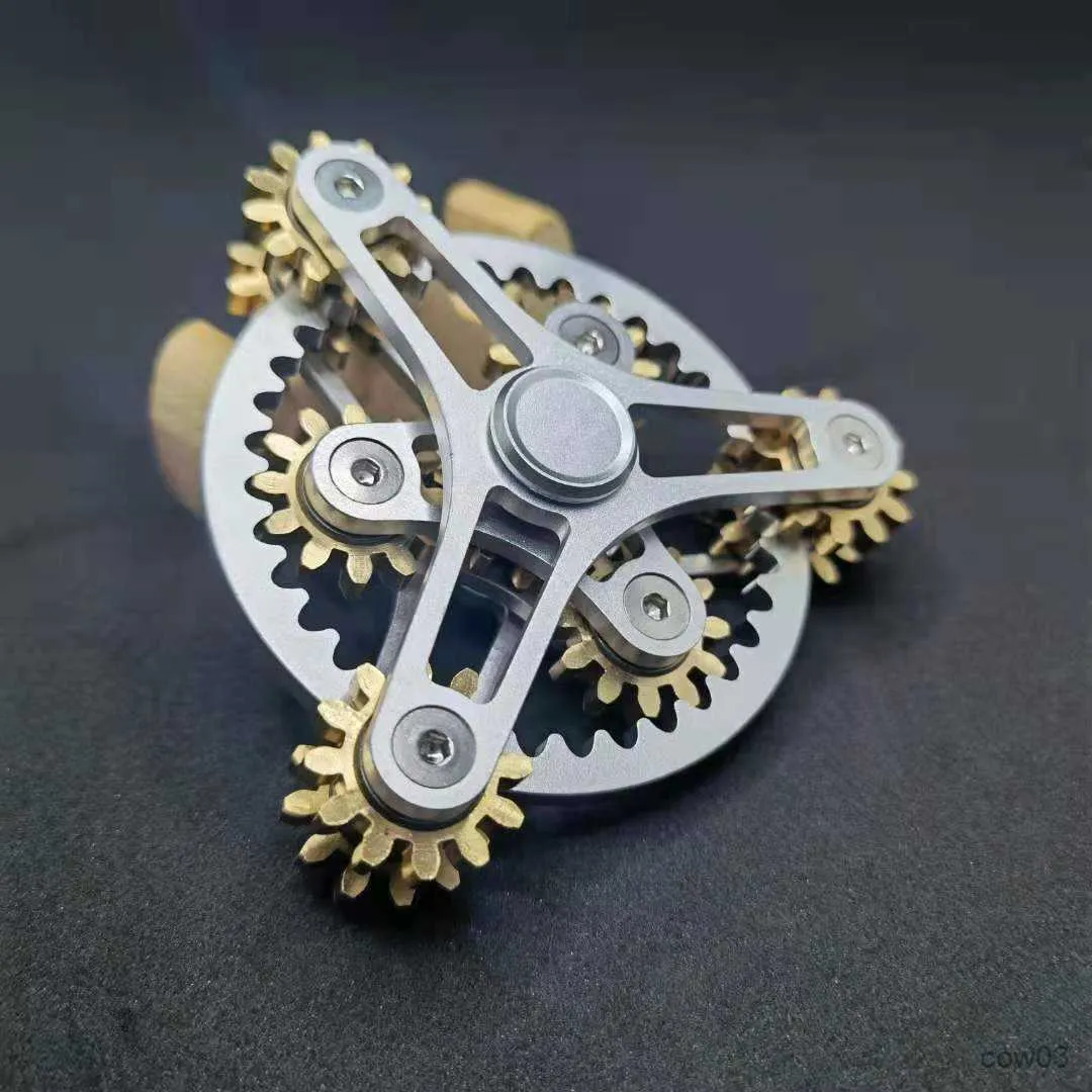 Decompression Toy Delicateness Gear Hand Spinner All Copper Spinner Nove denti Linkage Metal Alloy Spinner Focus Toys Antistress R230712