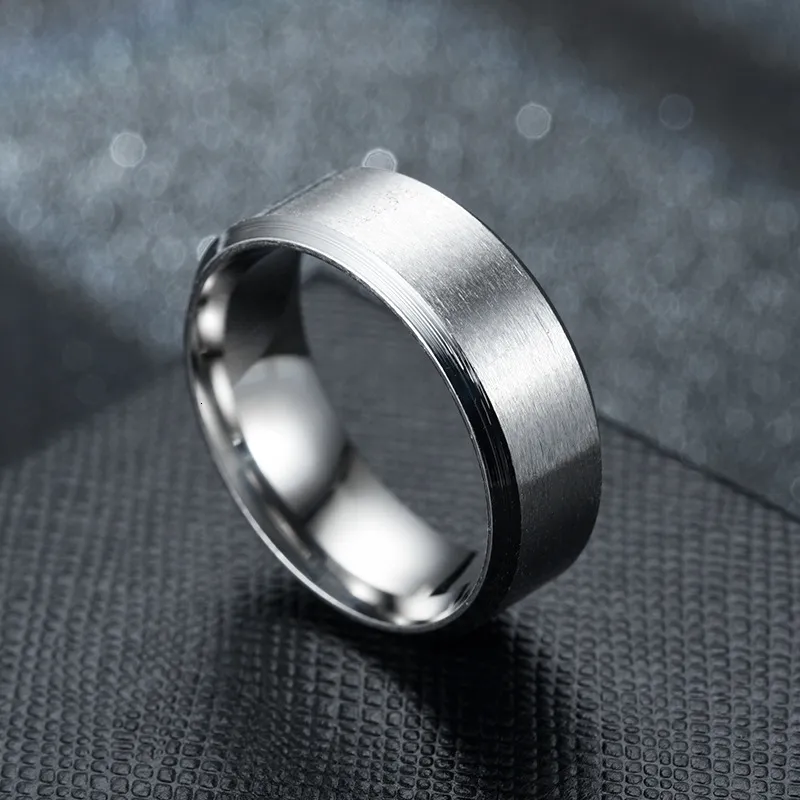 Wedding Rings Stainless Steel Black Charms Men Ring Engagement 8mm Simple Smooth Fashion Jewelry 230712