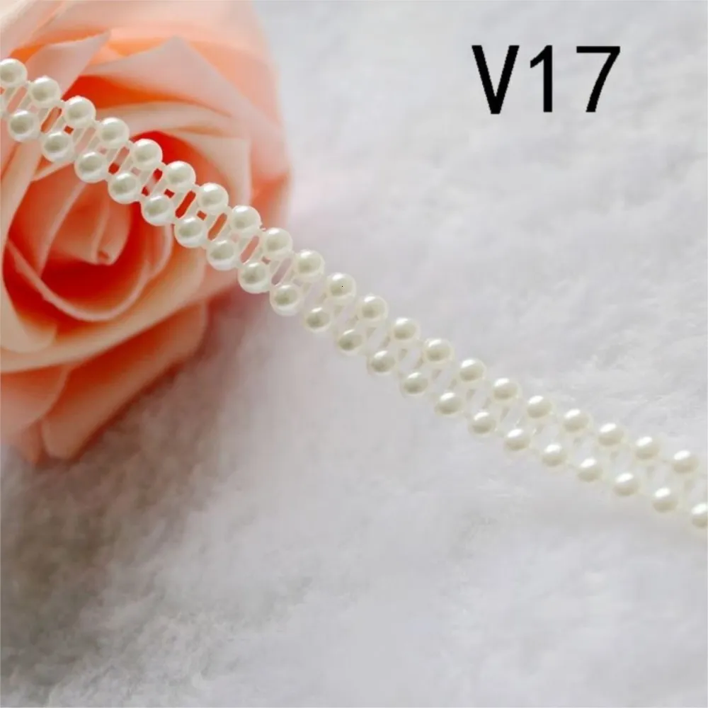 DIY Ab Rhinestone Cup Chain Crystal Strass Glass Stone Banding Sew on  Rhinestones for Clothes Diamond Jewelry Accessories - China Crystal Cup  Chain and Strass Chains price