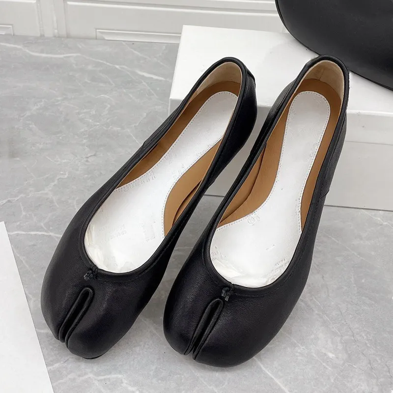 Split Sheepskin Toe Shoes Dress Single Women's Leather Flat Bottom Pig's Hoof Grandma Shallow Mouth Ballet Lefu Shoes 230711 822