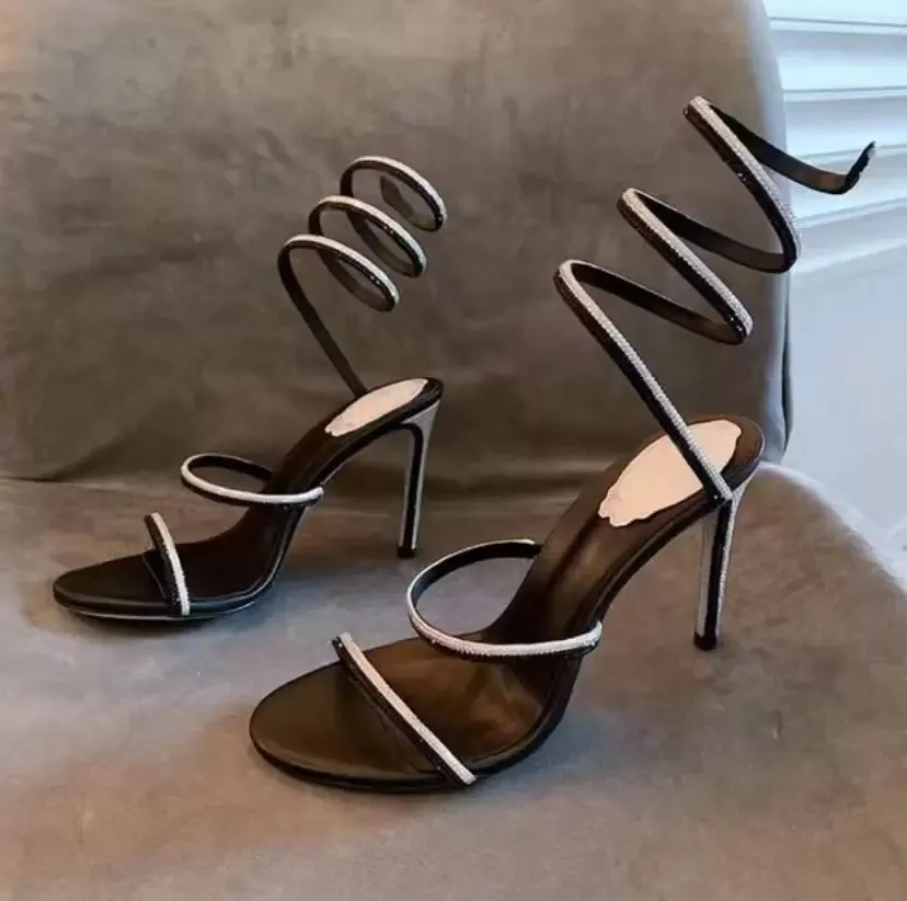 2023 Hakken Designer Sandalen voor Vrouwen hoge kwaliteit Dames Sliders Klassieke Slippers trouwjurk schoenen sexy bezigheid Outdoor Strand Warmte sandaal