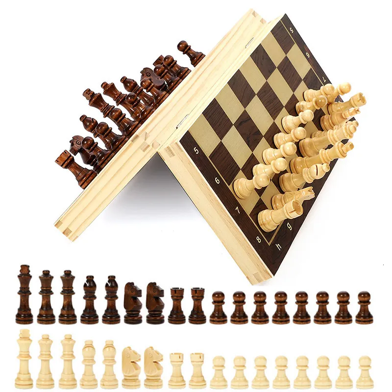 Schackspel trä schackuppsättning 39*39 cm fällbara magnetiska larg schackbräda pusselspel med 34 massivt trä schack bitar resebrädspel gåva 230711