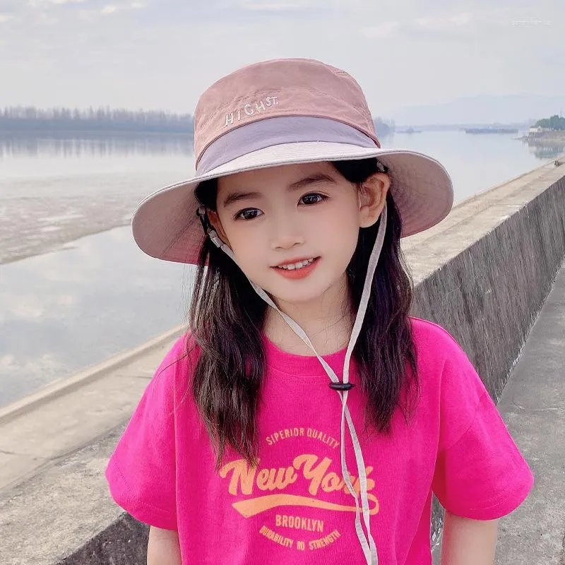 Berets 2023 Korean Style Children's Hat Fashion Letter Baby Big Brim Sun-Probroof Sun Outdoor Windproof