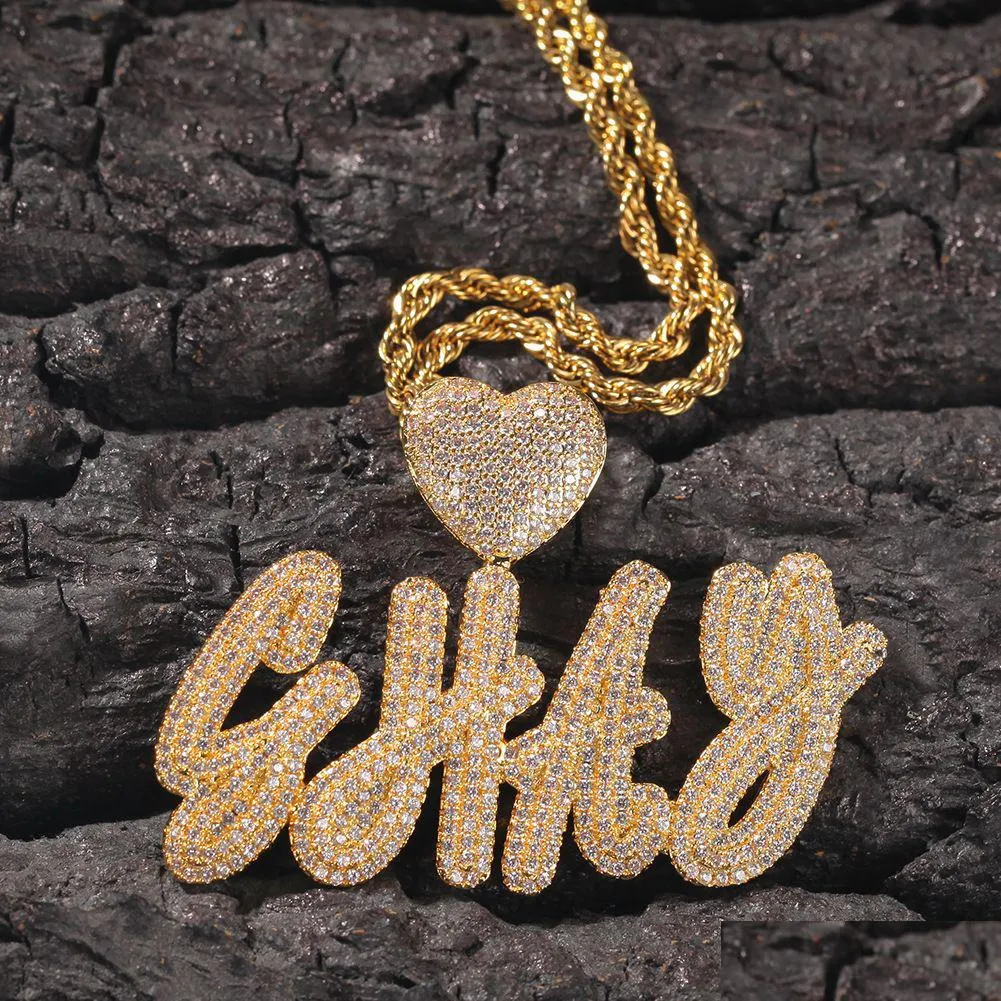 Hänge Halsband Anpassade Bubble Letter Heart Halsband - 18K guld/Sier Pläterad Simated Diamonds Hip Hop smycken för män och kvinnor Drop Dhcla