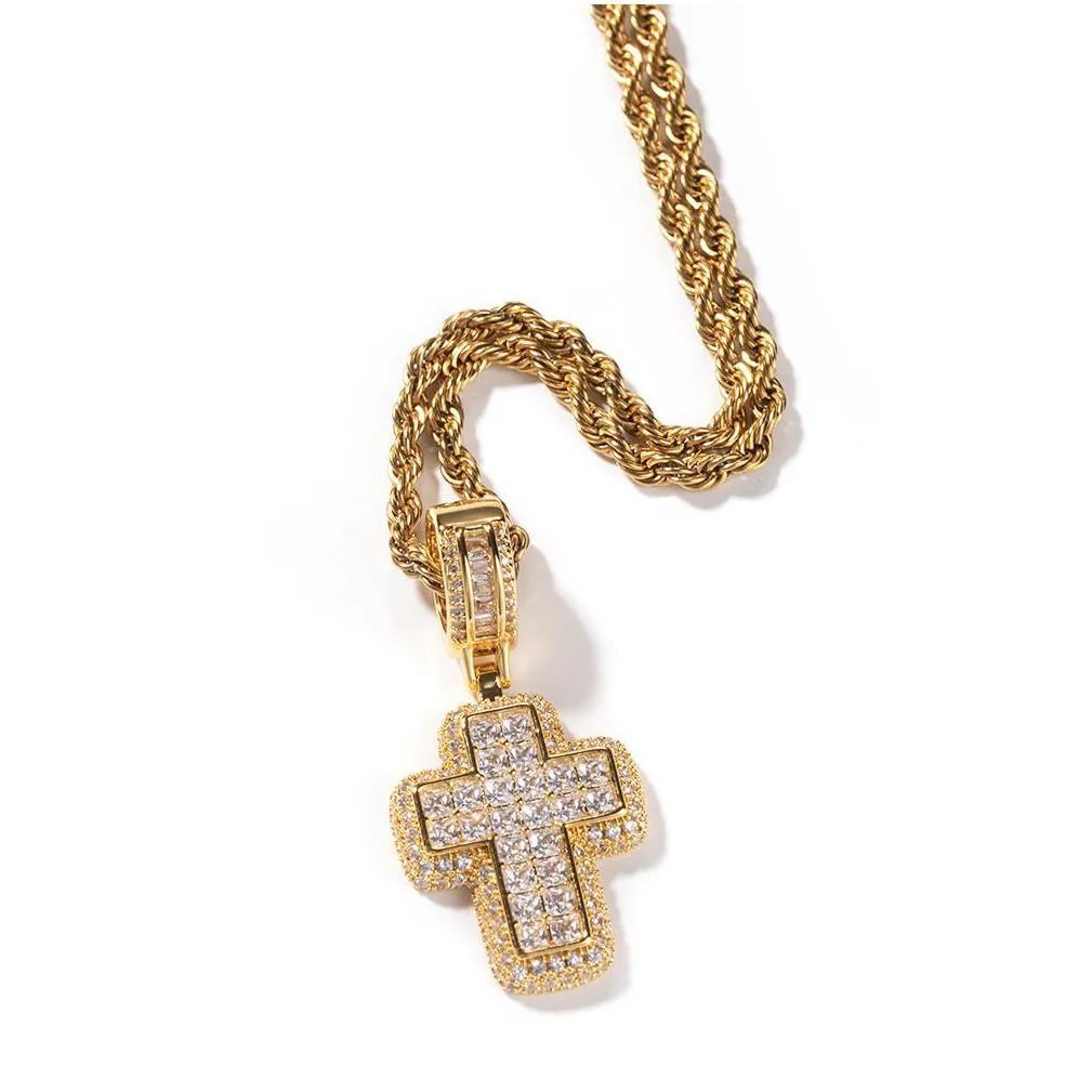 Collana con ciondolo croce diamante gioiello placcato oro_voghion.com