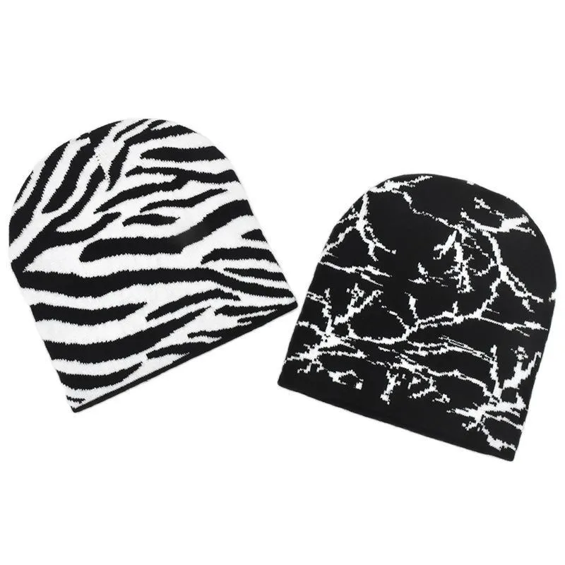 GorroSkull Caps Gorros De Malha Chapéu Preto Branco Geométrico Estampa Inverno Quente Chapéus De Esqui Skullies Boné Elástico Macio Boné Esportivo Homens Mulheres 230712