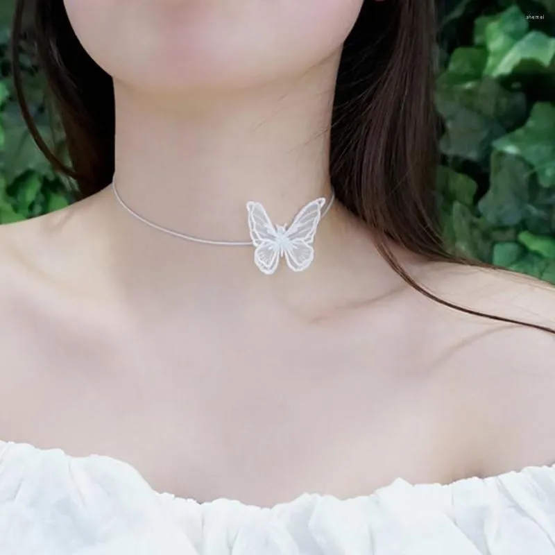 Choker Girls Three-dimensional Openwork Lace Butterfly Collar Sweater Chain Insect Leather Rope Clavicle Necklace