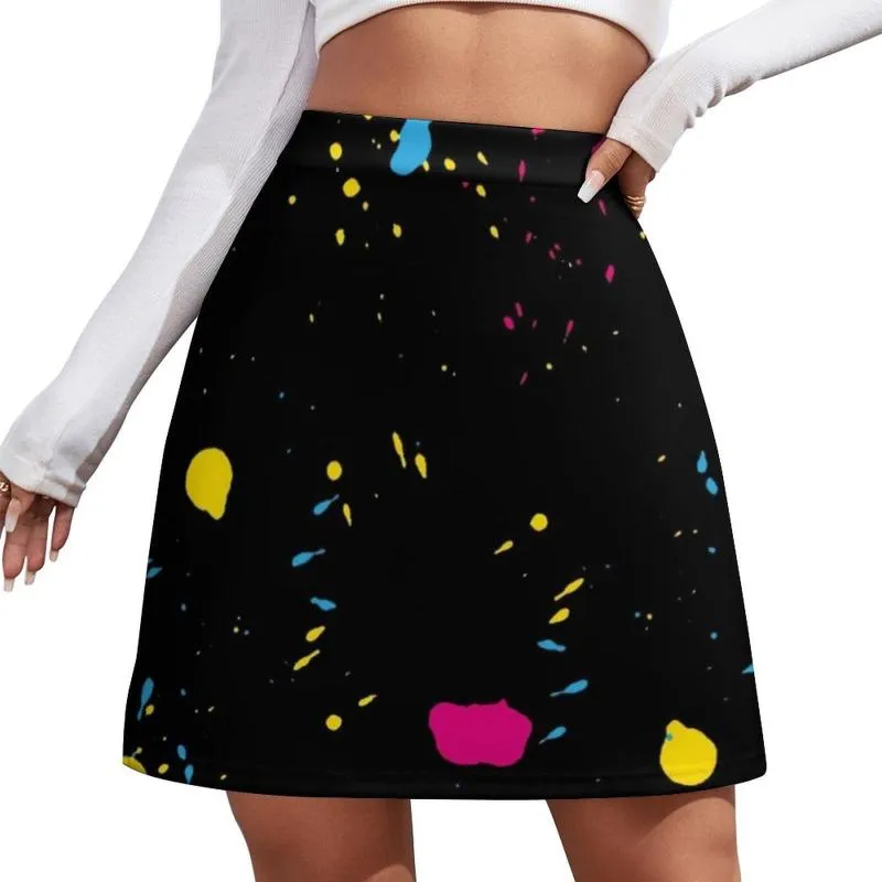 Faldas de los años 80, falda con salpicaduras de pintura, ropa de calle con estampado colorido de grafiti, minifalda informal moderna para mujer, ropa para regalo de cumpleaños
