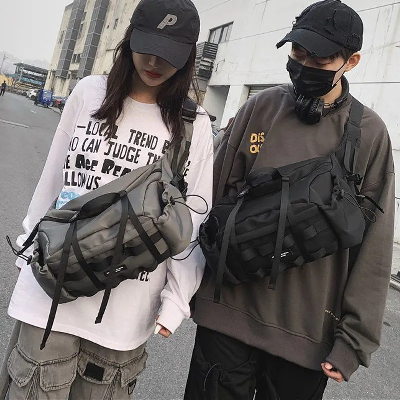 Waist Bags Street Trend Chest Bag Shoulder Bag Functional Nylon Cross Body Bag Unisex Outdoor Hip Hop Bag Fashion Waist Bag Mobile Bag 230713