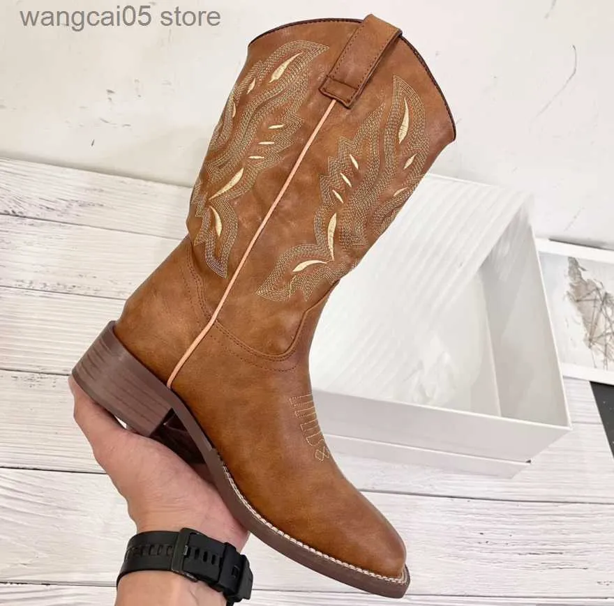 Buty Cowgirls Cowboy Hafted Western Boots for Women Fashion Med Calf Brand Buty Med Heel 2022 Popularny wygodny poślizg na T230713
