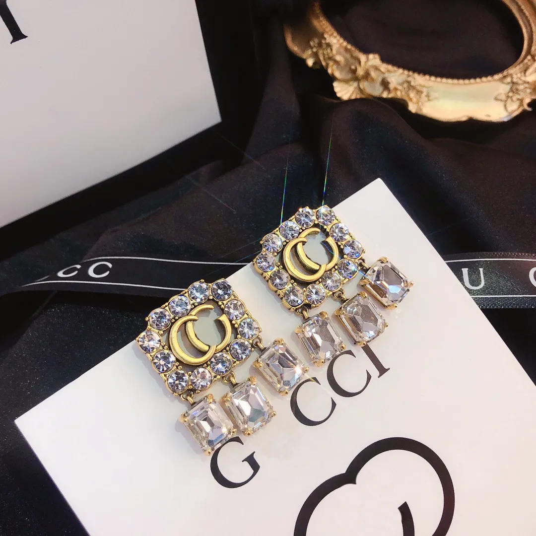 Marca Carta piedras preciosas Pendientes de gota Diseñador Clásico Logo Pendientes Diseño para mujeres Nuevo regalo Joyas Pendientes de oro de 18 quilates de alta calidad Acero inoxidable No se desvanecen