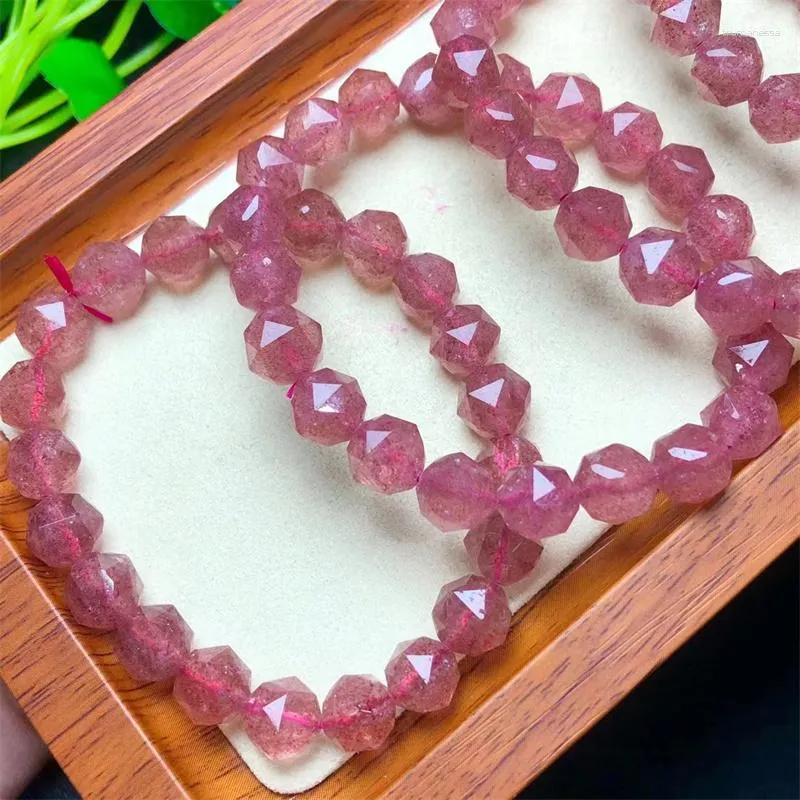 Strand 9mm Natural Strawberry Quartz Facetterade pärlor armband Kvinnor Lucky Healing Crystal Bangles Lovers flickvän smycken 1 st