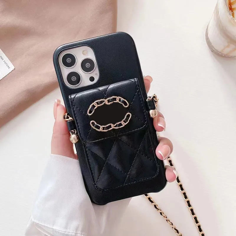 iPhone 15 Plus 14 Pro Max hoesje Designer Telefoonhoesjes Kettingen Crossbody Portemonnees Cross Body Kaartvakken Houder voor Apple 13 12 11 Luxe Diamant Fluwelen Voering Covers Zwart