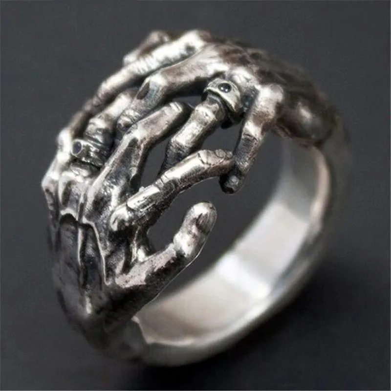 Men's Fashion Vintage Gothic Accessories Punk Skull Hand Rings for Men Cool Mens Jewellery Stainless Steel Jewelry Anillo Hombre