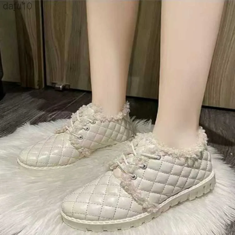 Snow Boots Женская зимняя платформа модная хлопчатобумажная туфли Женщины носят куча толстую без скольжения.