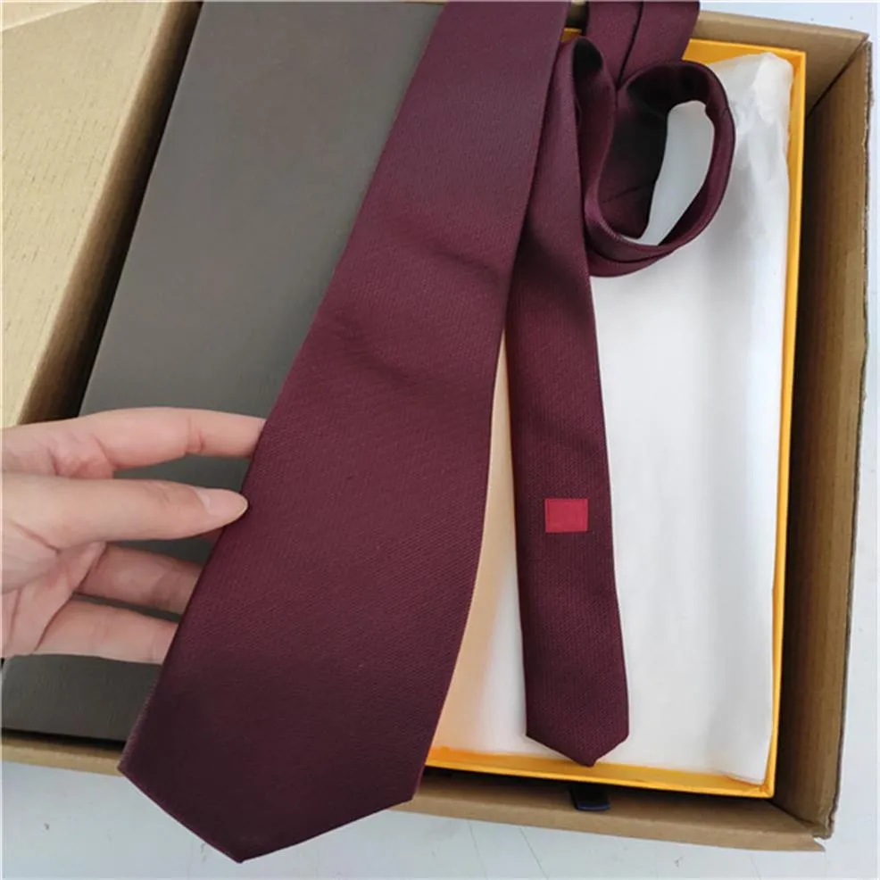 Men Business Formal Ties Wedding Fashion Ties Leisure Slim Tie Narrow Arrow Necktie Skinny Letter Mens Party Casual Neck Ties with229J