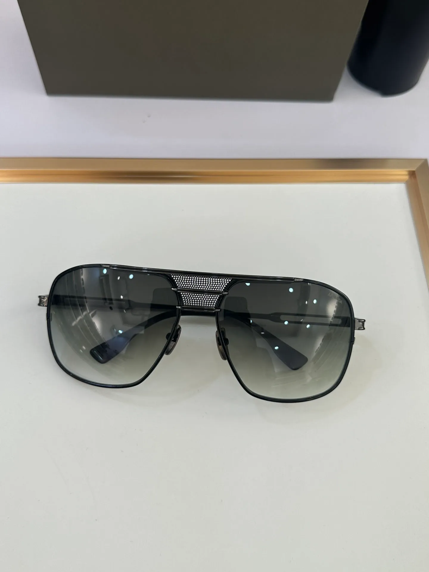 Мужские солнцезащитные очки для женщин Последние продажи модных солнечных очков мужские солнцезащитные очки Gafas de Sol Glass UV400