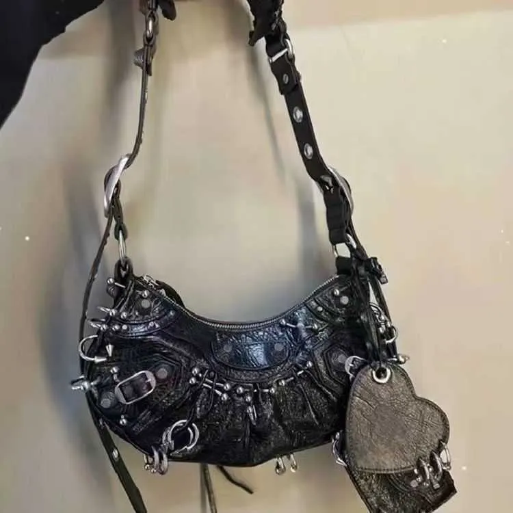 DHgate.com:Premium Leather Crossbody Bag for Women, Designer DHgate.com:Premium Leather Crossbody Bag for Women, Designer