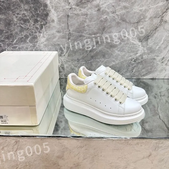 حذاء الموضة الساخنة The Four Seasons Sheereakers Canvas Canvas Trainers Embroidery Street Style STARTES SATES 35-46 XSD221105