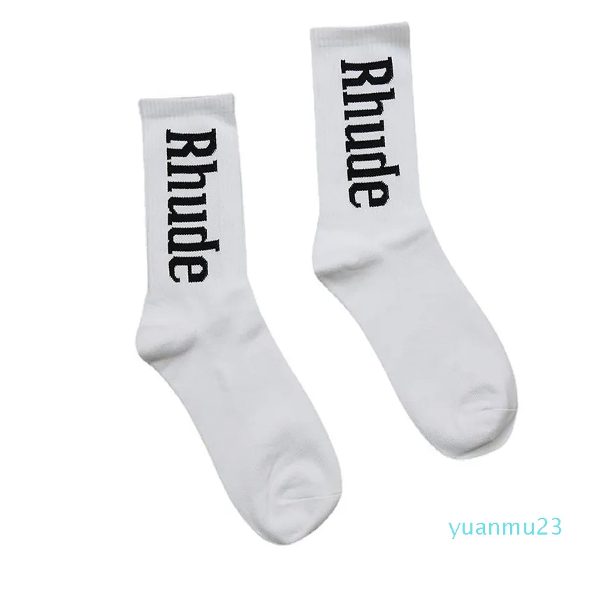 rhude chaussettes hommes chaussettes femmes designer luxe haute qualité pur coton confort représentant de la marque absorber la sueur air bas mode black212