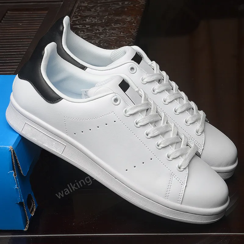 Stan Smith chaussures de course pour hommes femmes designer baskets basses irisé blanc vert luxuriant rouge métallique argent triple noir marine hommes formateurs baskets de marche en plein air