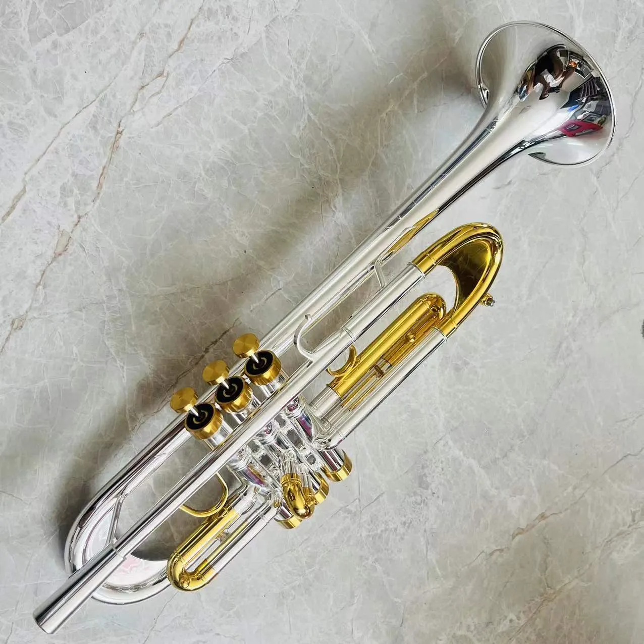 BB Tune Trumpet Sliver Plated Brass Keys 케이스 마우스 피스가있는 전문 황동 악기