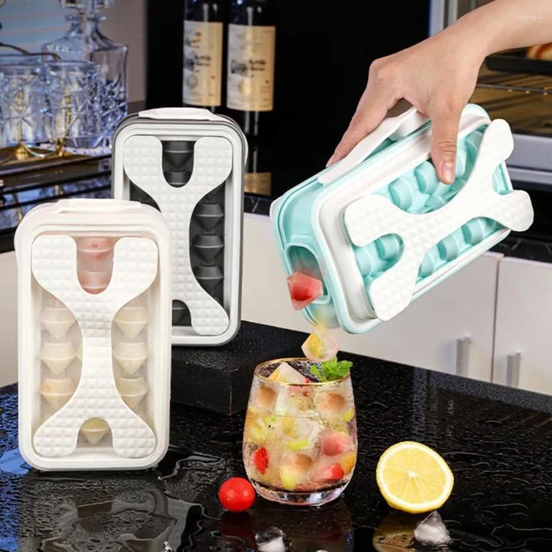 Stampi da forno Creatore di hockey su ghiaccio creativo Stampo per vassoio a due manici a rilascio facile Perfetto per accessori da bar da cucina