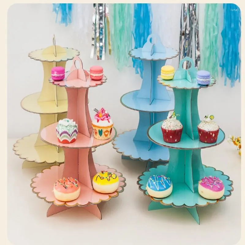 Bakeware Tools Cupcake Holder Decoration Konsait 3 Tiered Grad Titolari per feste Espositori per espositori Torre per servire bomboniere da dessert