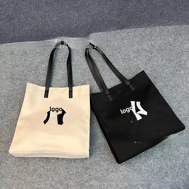 Wholesale Summer New Large Capacity Totes Black and White Canvas Shoulder Bag Versatile Student Handheld Shopping Bags