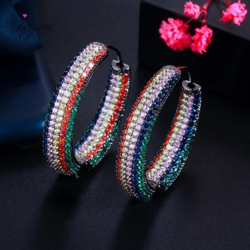 Boucles d'oreilles créoles rétro couleur Zircon grand cercle bohême géométrique en forme boucles d'oreille bijoux fins pour femmes cadeau de fête d'anniversaire
