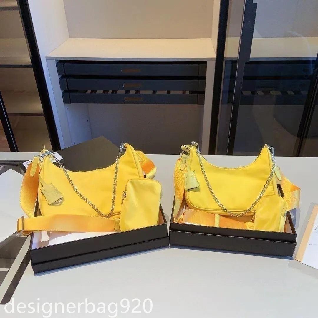 Luxury Designer Mini Bag With Crossbody The Strap And Zipper Classic