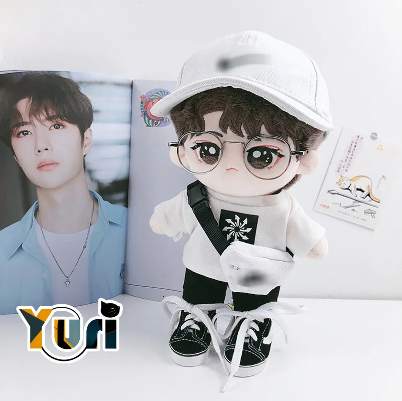 Dolls Presale Limited Wang Yibo Star 20cm Plush Doll With Clothes Outfit Hat Costume Toy Cosplay Cute Xmas Gift C 230714