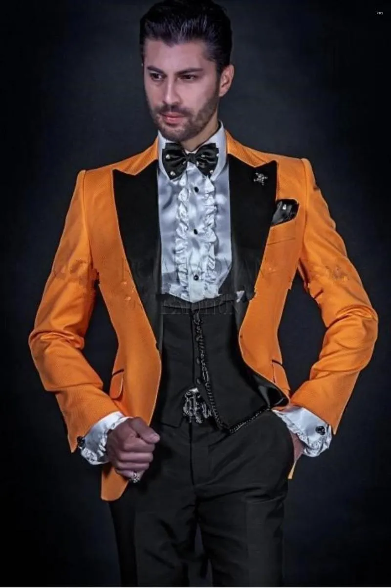Abiti da uomo Design personalizzato Smoking da sposa da uomo Eccellente abito da sposo Business Style Dinner Prom Blazer3Piece (Jacket Pants Vest Tie)