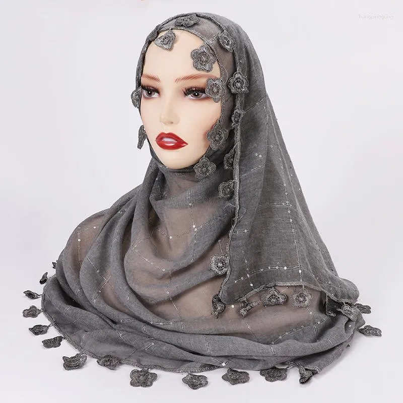 Abbigliamento etnico Design Flower Lace Edge Hijab Ricamo Sciarpa di lino in cotone Scialle luccicante Musulmano Malesia Donne Foulard Wraps