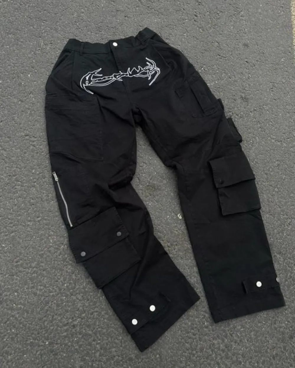 Pantalones cortos para hombre Y2k Jeans Harajuku Hip Hop Retro negro Multi bolsillo Cargo pantalones hombre Punk gótico holgado pantalones de pierna ancha ropa de calle 230714