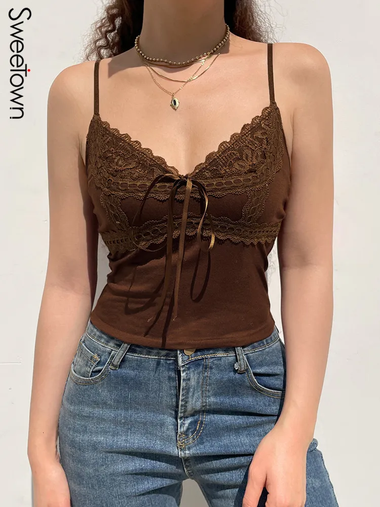 Kobiety damskie Camis Sweetown Slevelaless V-dion Cami Top Lace Up Cute Kawaii Y2K Odzież Vintage Brown Crop Tank